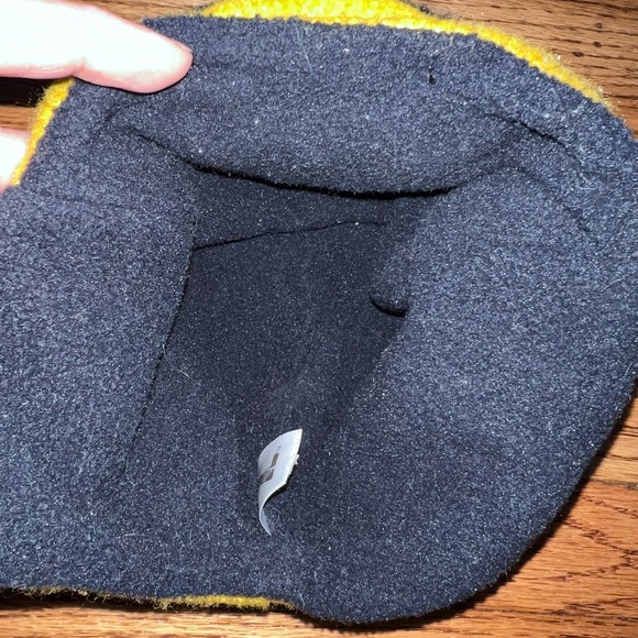 Penn State Nittany Lion Infant Winter Hat - Picture 5 of 7